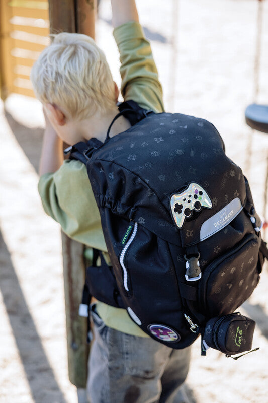 Beckmann Classic Schulrucksack 1st – Pixel – 24,0×37,0×25,0 cm – aus recycelten PET-Flaschen