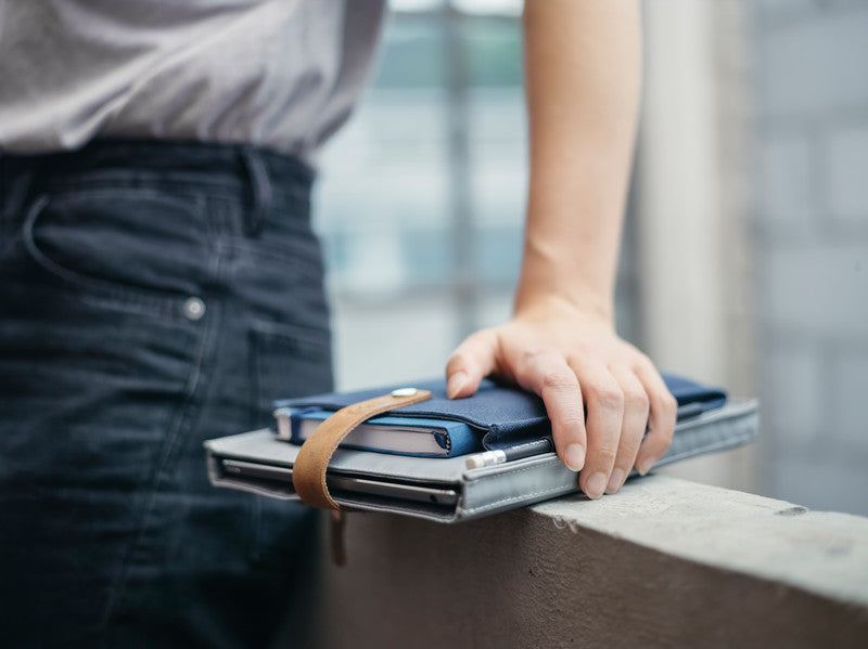 Biella Notebook-Schutzhülle – für Tablets bis 9,7", Stoßschutz, Persenning, Grau