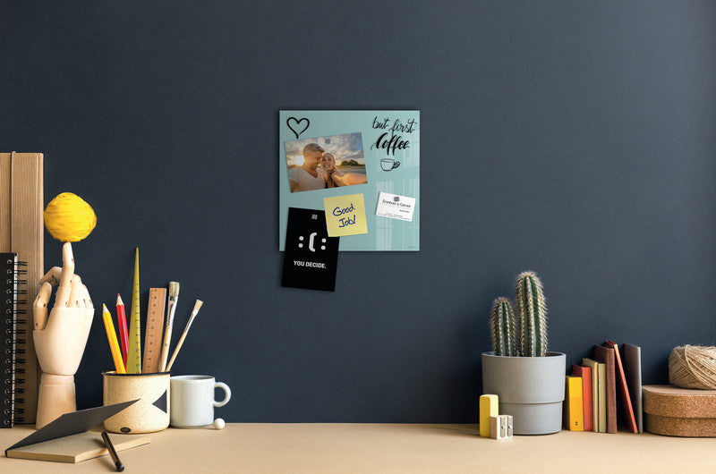 Sigel Whiteboard – 30 × 30 cm, Glas, magnetisch, Wandmontage, inkl. Montagesatz, Magnete