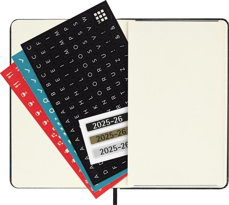 Moleskine Schüleragenda – 1 Woche/2 Seiten, gebunden, 9 × 14 cm, 18 Monate Juli–Dezember, Englisch, Schwarz, FSC
