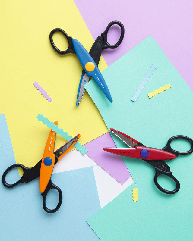 Folia Kinderschere – 14,5 cm, Edelstahl, für Rechts- und Linkshänder, abgerundet, Kunststoff, farbig sortiert
