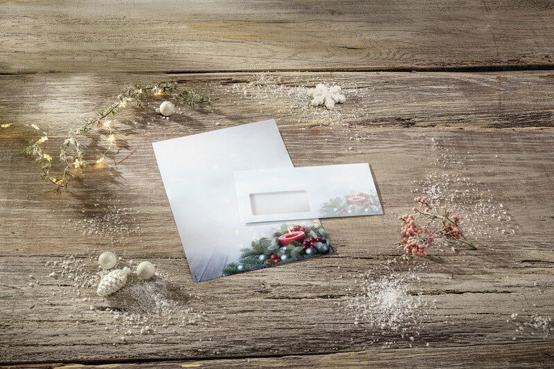 Sigel Weihnachts-Couvert C5/6, Candlelight Cheer, mehrfarbig, Nassklebung, 90 g/m², mit Innendruck – 50 Stk.