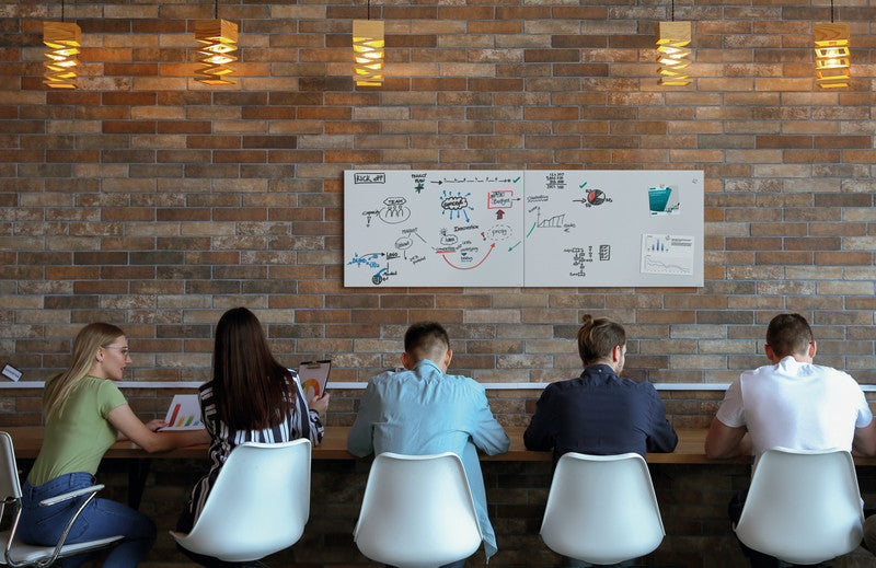 Sigel Whiteboard – 100 × 65 cm, Glas, magnetisch, Wandmontage, inkl. SuperDym-Magnetwürfel, Montagesatz