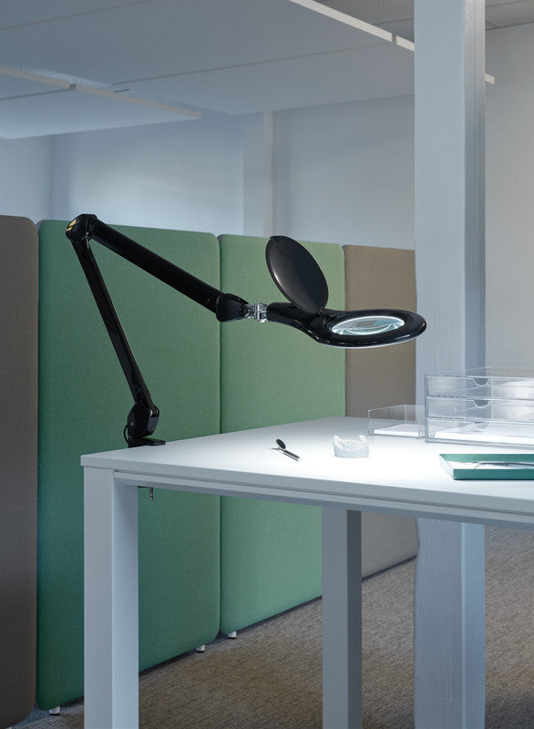 MAUL Makro – Leuchtlupe – 1,75× – Ø 127 mm – mit LED – Klemmfuss