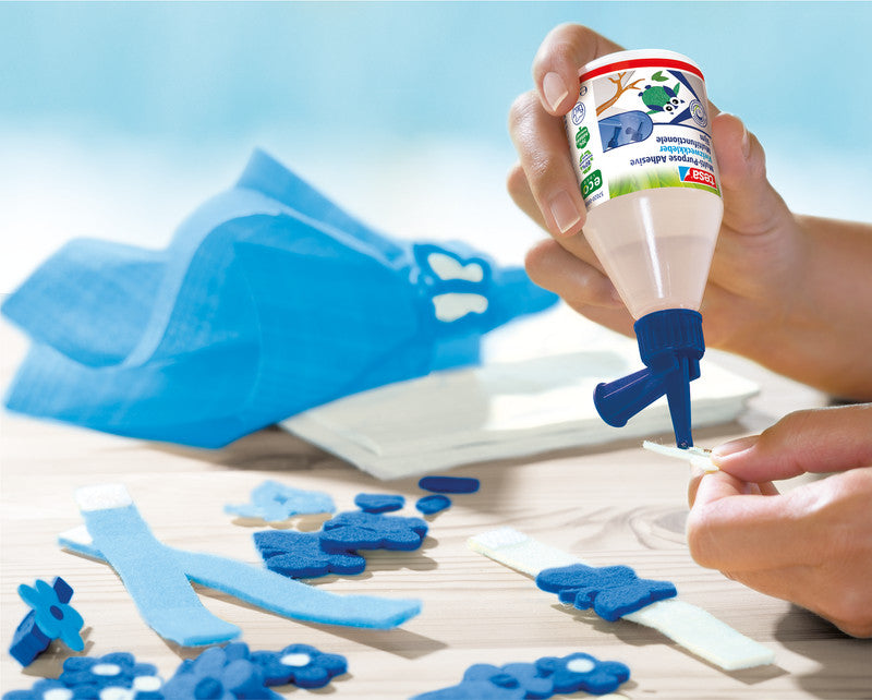 TESA Vielzweckkleber – permanent, transparent, lösungsmittelfrei, 100 g, für Papier, Fotos, Stoff und mehr