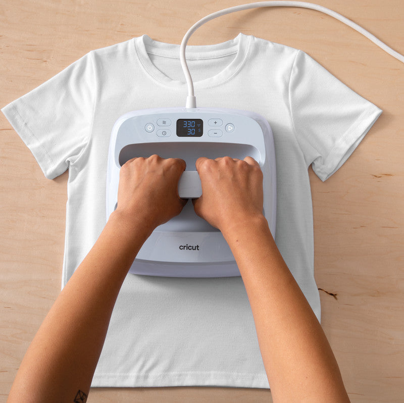 Cricut Aufbügelfolie – Weiss – 210 × 297 mm – für Cricut Maker, Explore und JOY Xtra