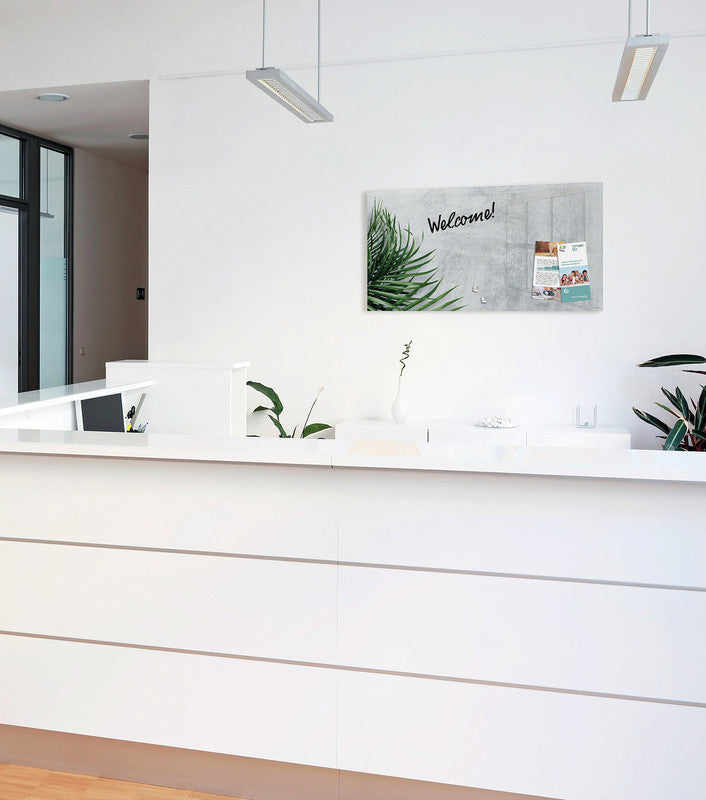 Sigel Whiteboard – 91 × 46 cm, Glas, magnetisch, Wandmontage, inkl. Magnetwürfel, Montagesatz