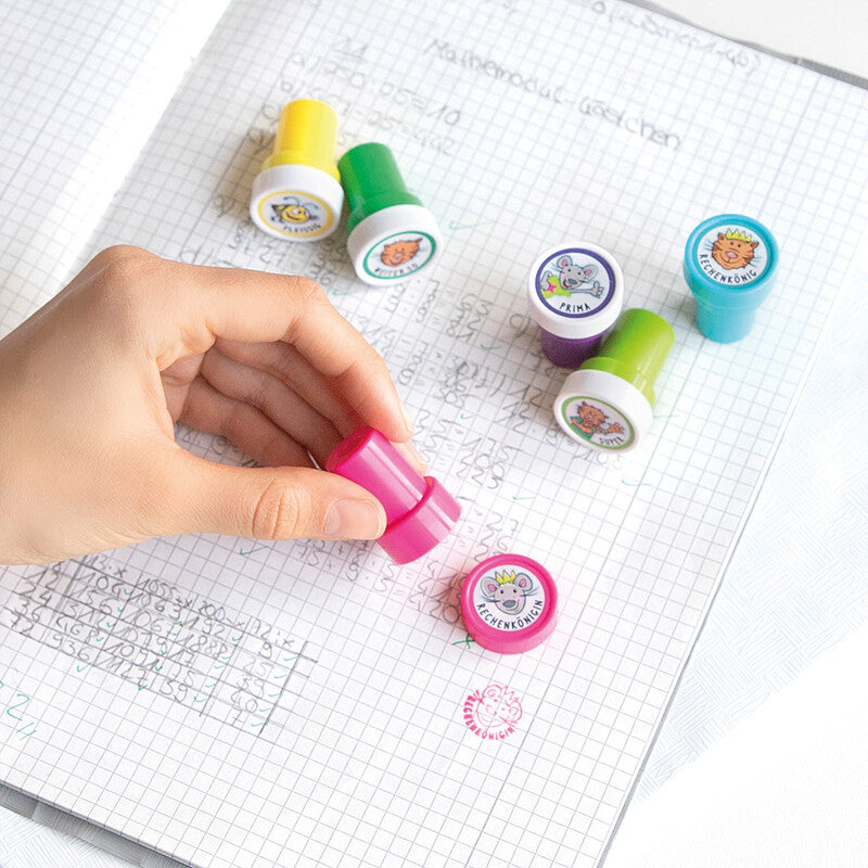 Trendhaus Lehrerstempel-Set ABC Spass – 8er-Set, selbstfärbend, Kunststoff, Ø 26 mm