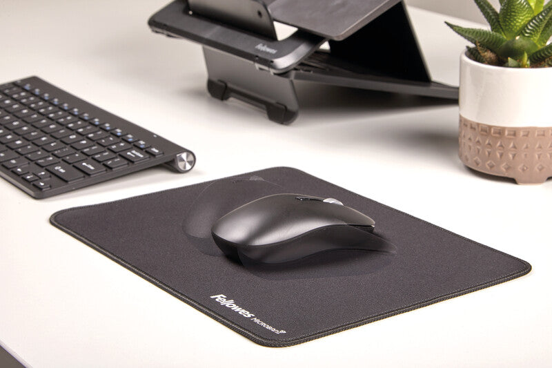 Fellowes Schreibunterlage – Schwarz – 280 × 210 mm – Kunststoff, rutschfest